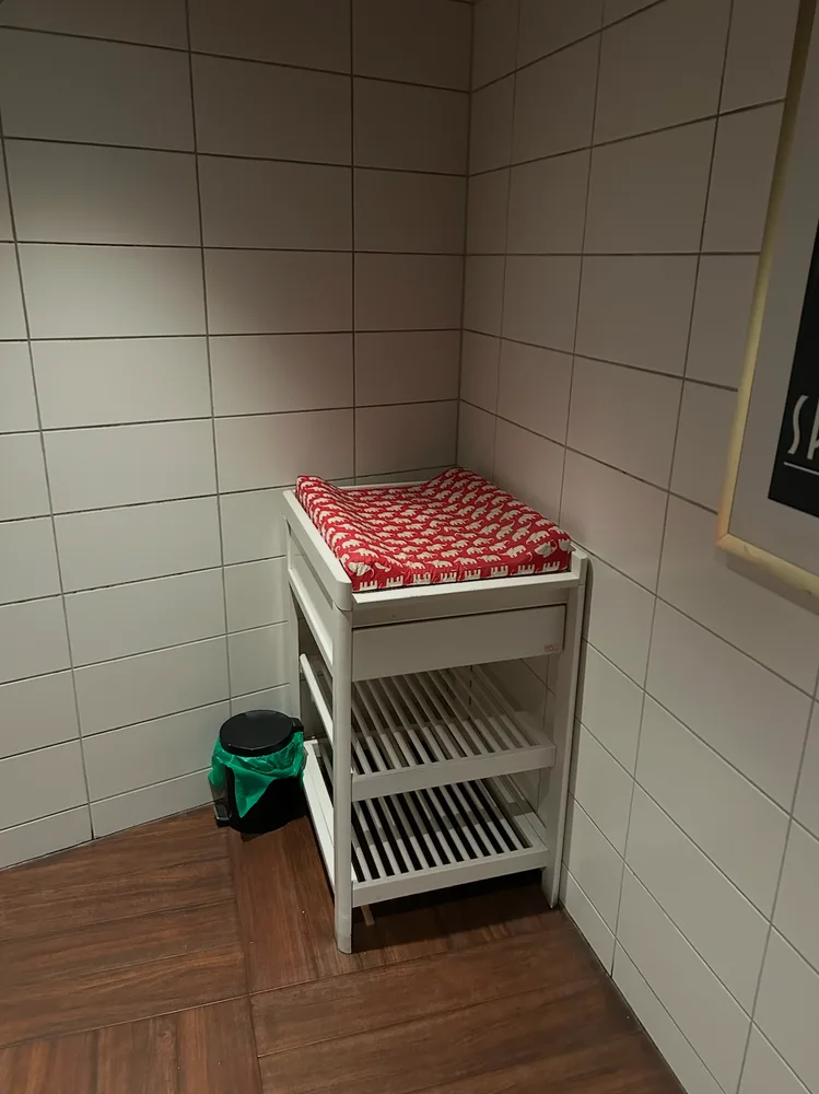 Joan’s Karlskoga – Skötbord in Karlskoga